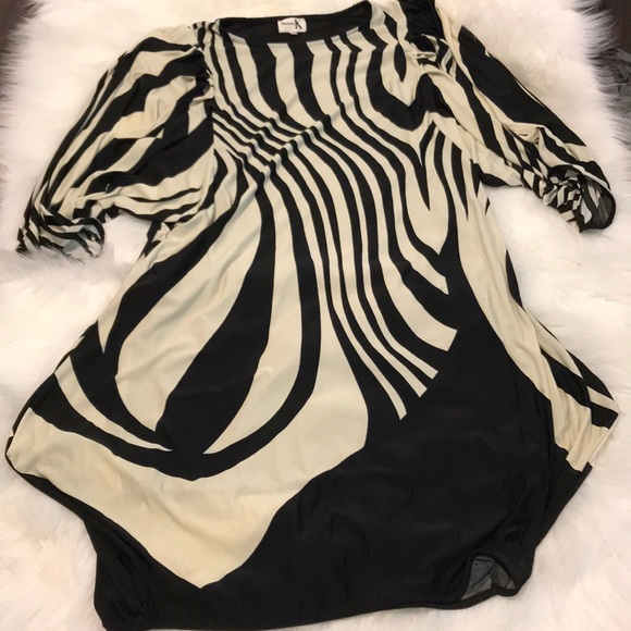 ShanaK SZ XL Zebra Dress flirty - Picture 2 of 7